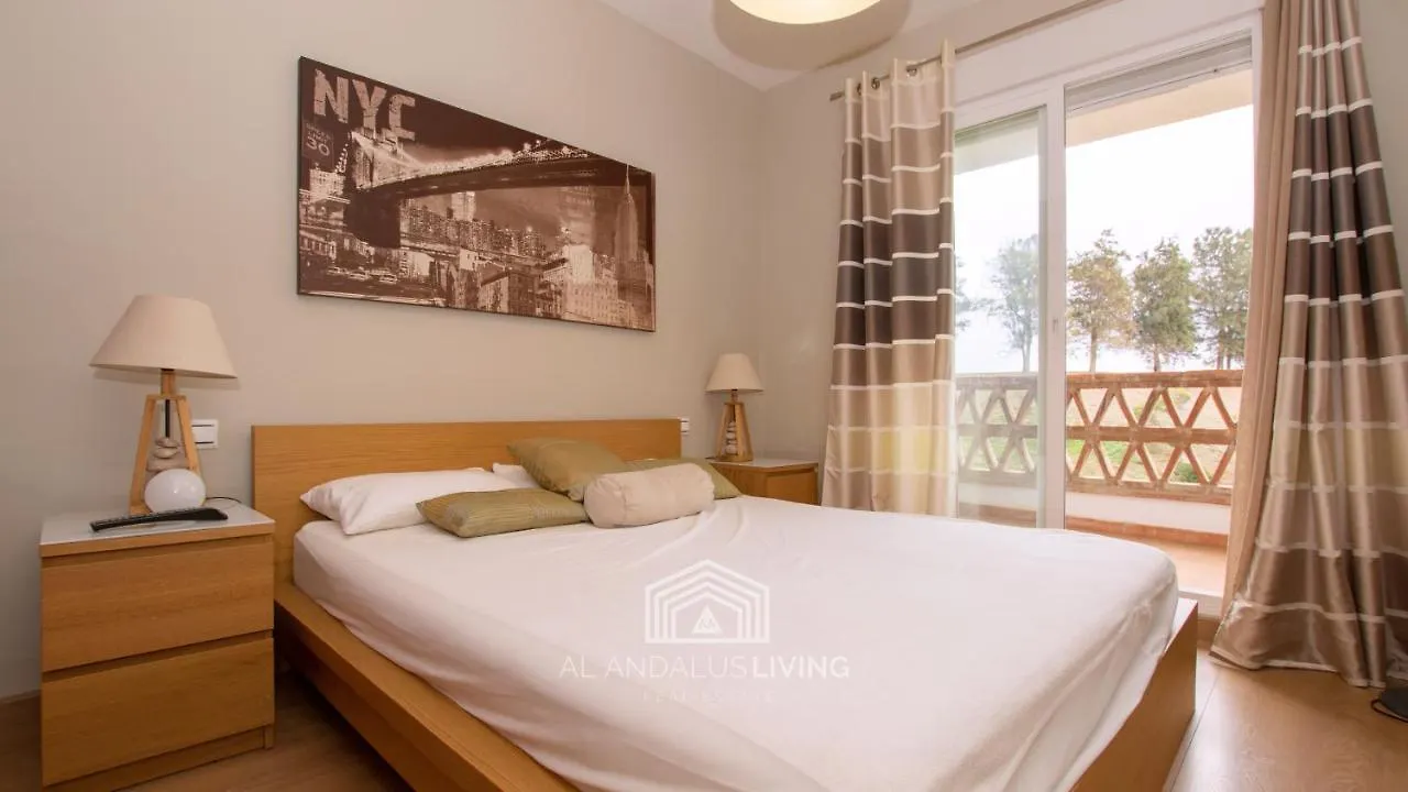 Frontline Golf Apartment In Riviera Del Sol With Interior And Exterior Pools And Tennis Court! Малага