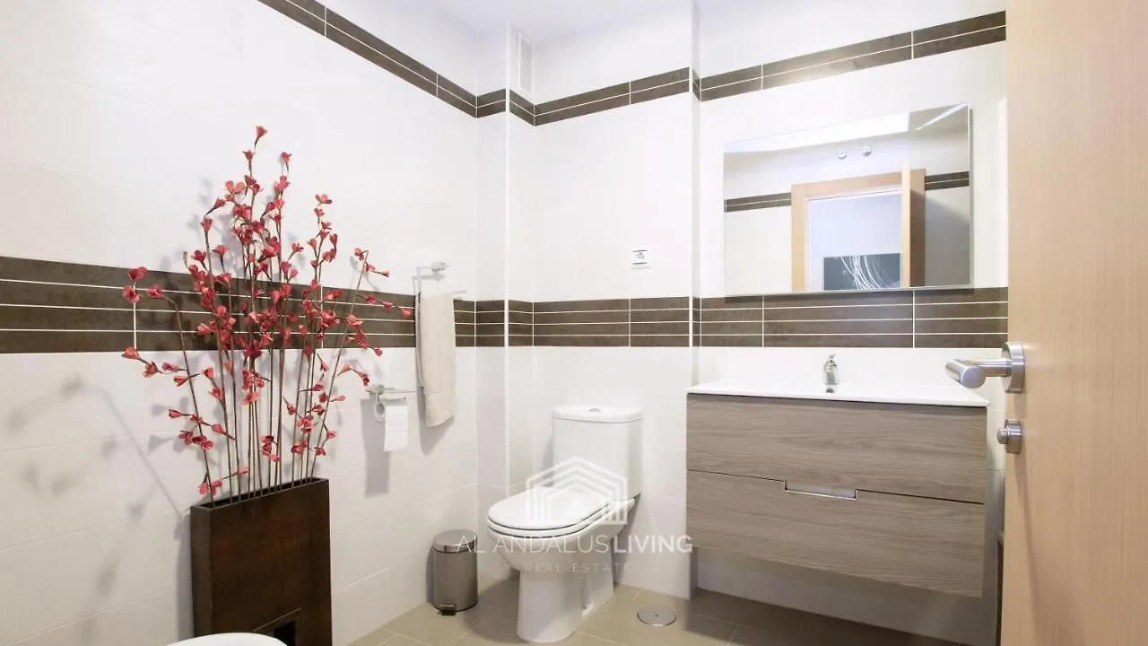 Frontline Golf Apartment In Riviera Del Sol With Interior And Exterior Pools And Tennis Court! Malaga