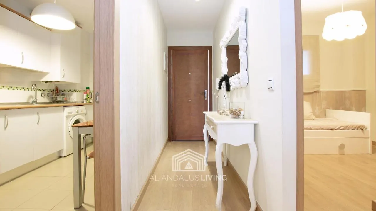 Frontline Golf Apartment In Riviera Del Sol With Interior And Exterior Pools And Tennis Court! Malaga 0*,