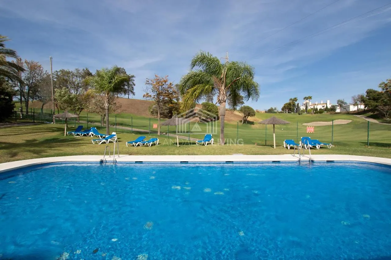 Frontline Golf Apartment In Riviera Del Sol With Interior And Exterior Pools And Tennis Court! Malaga Spain